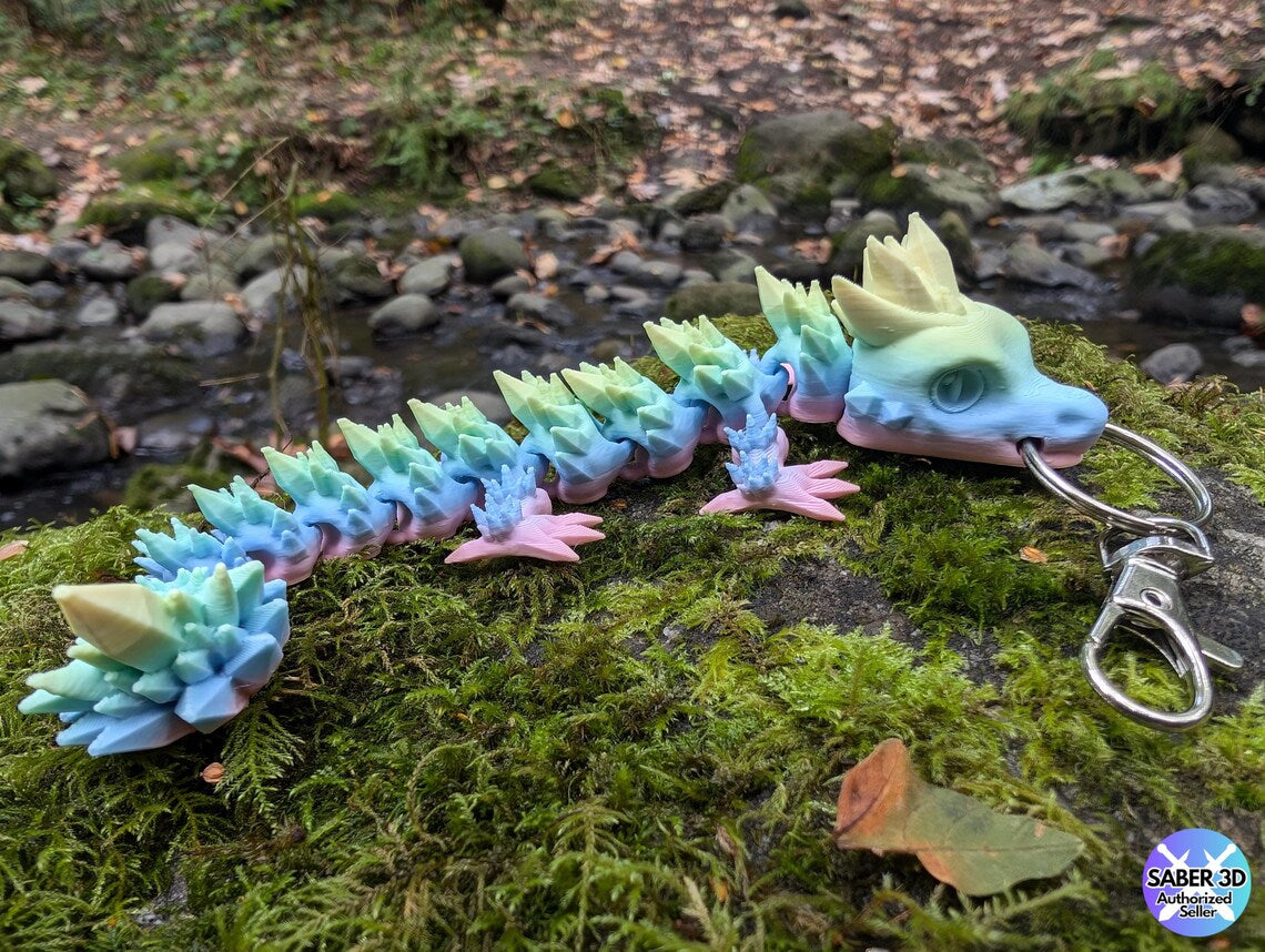 3d Printed Crystal dragon keychain - Unique 3D Articulated Accessory | Enchanting Dragon Keychain - Trinket for handbags and backpacks.