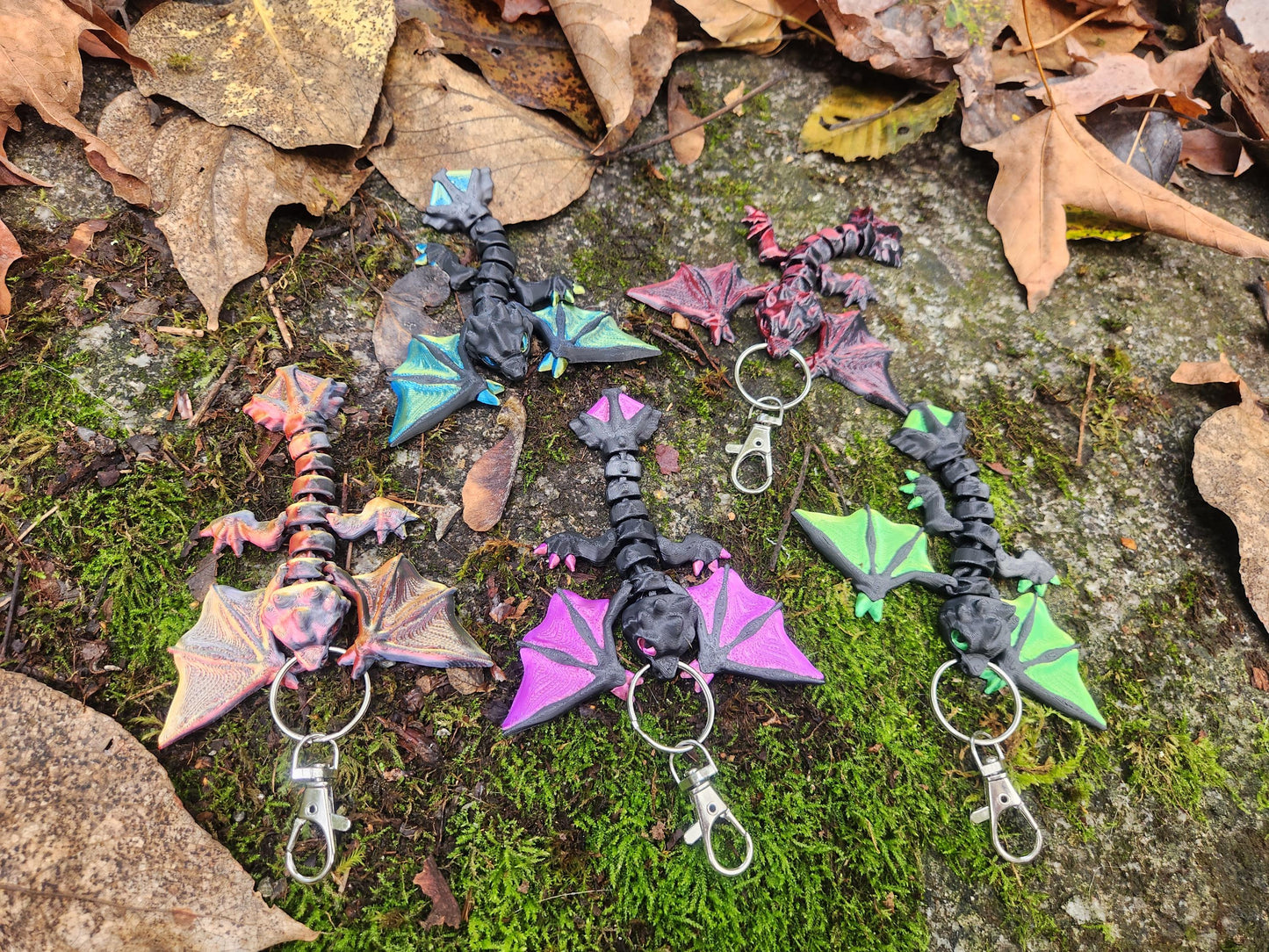 Adorable Wyvern Keychain, Unique 3D Articulated Trinket| Enchanting Dragon Keychain - Great accessory for handbags and backpacks.